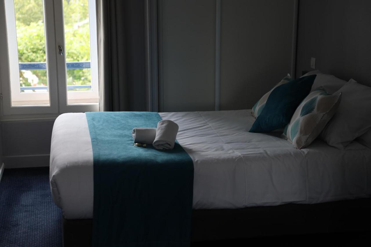 Un Hotel Sur Le Port 拉罗歇尔 外观 照片