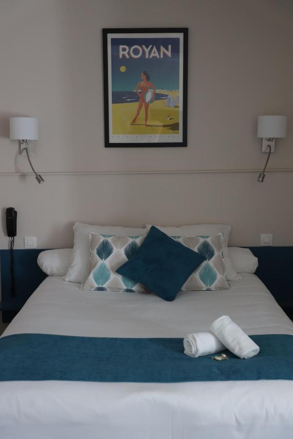 Un Hotel Sur Le Port 拉罗歇尔 外观 照片