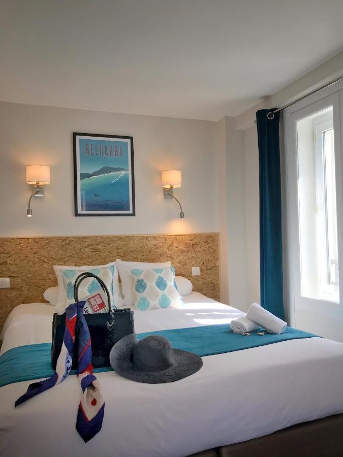 Un Hotel Sur Le Port 拉罗歇尔 外观 照片